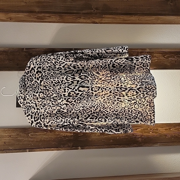Chicos leopard button up shirt - Picture 3 of 3